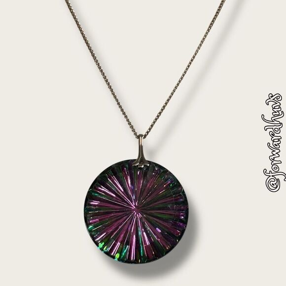 1970s - 1980s Iridescent Pendant with 24-Inch Chain - Picture 5 of 8
